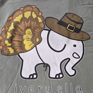 Ivory Ella Elephant Graphic Tee